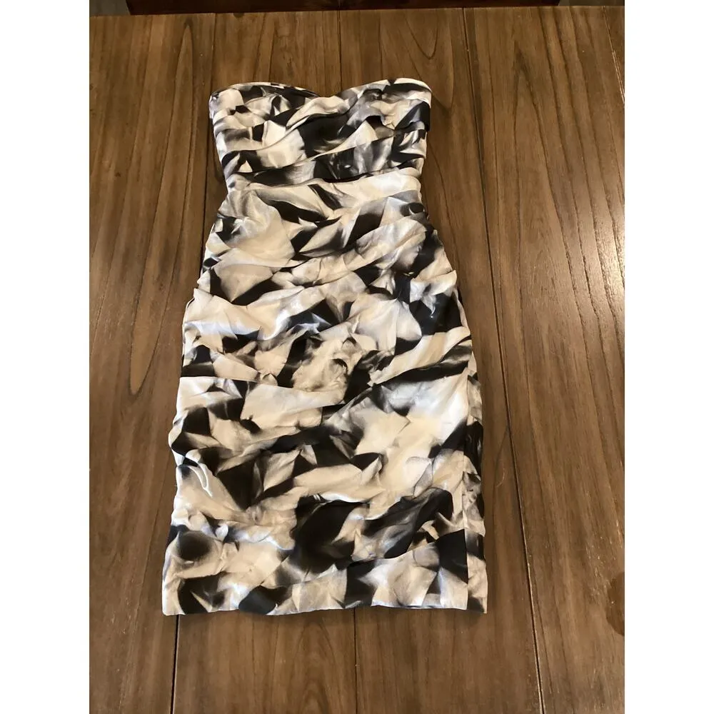 Monique Lhuillier Strapless corset Bodycon ruched mini Dress Black White 6 - Image 12
