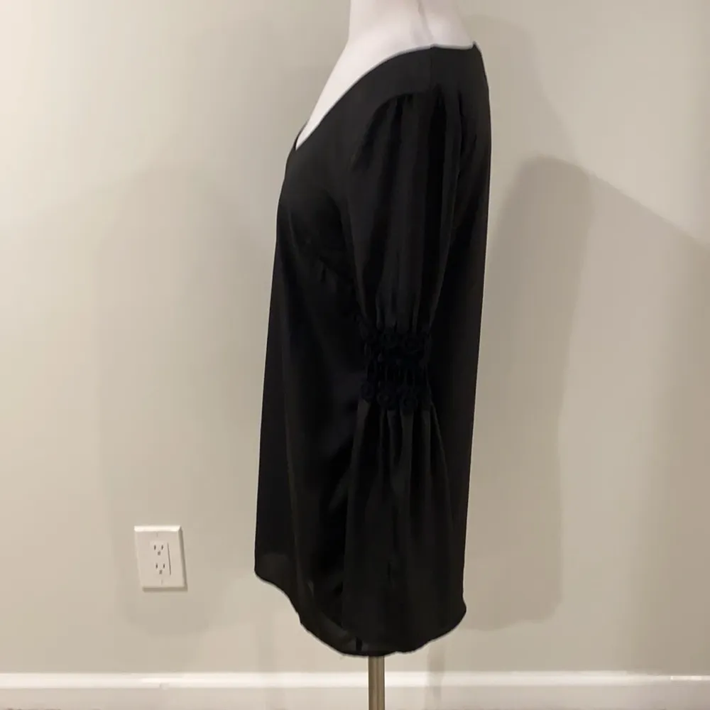 Ninas by Stone Cold Fox Black Lace Sleeve Dress - Image 4