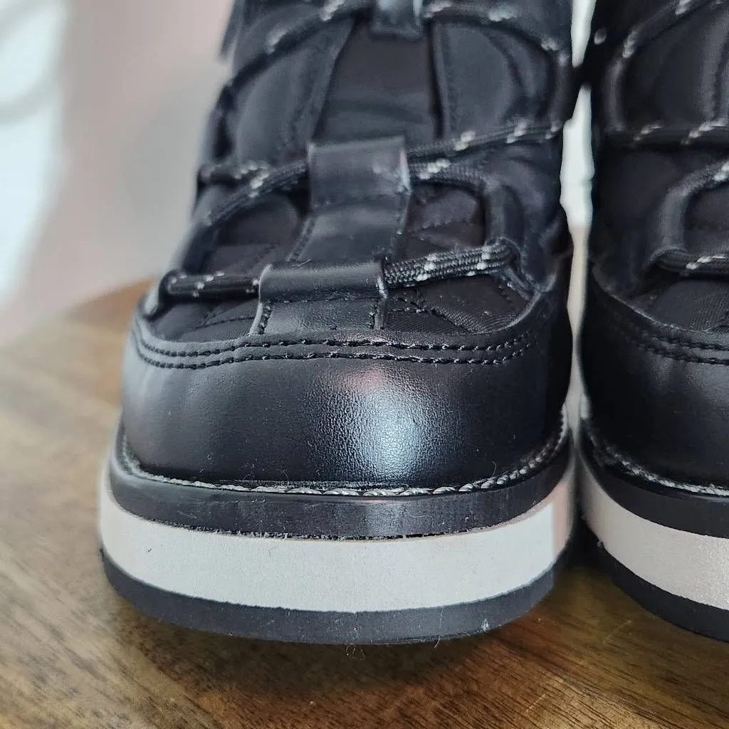 Tommy Hilfiger Black Lace-Up Winter Boots with Faux Fur Lining Size 7 - Image 2