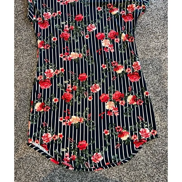 Bobbie & Brooks Women's‎ Navy Blue/white red roses short sleeve dress size large - Image 11