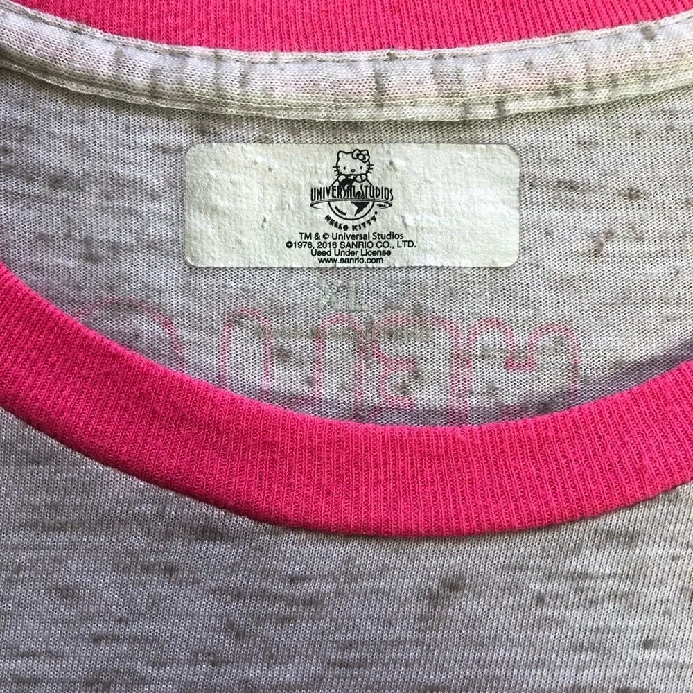 Universal Studios Hello Kitty Short Sleeve Grey T-shirt - Image 5