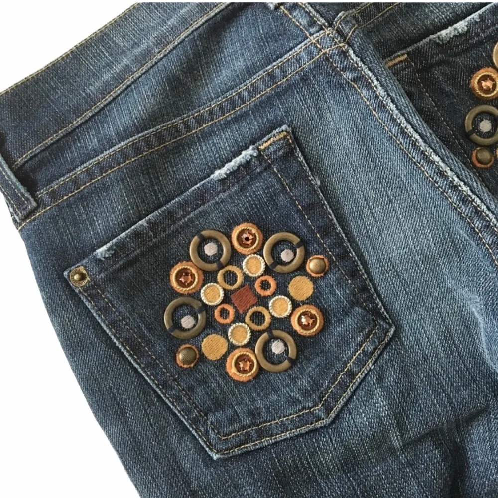 new ® ☯︎︎ Gold Medallion Embroidered Bootcut Jeans ☯︎︎ NY Dark - Image 14