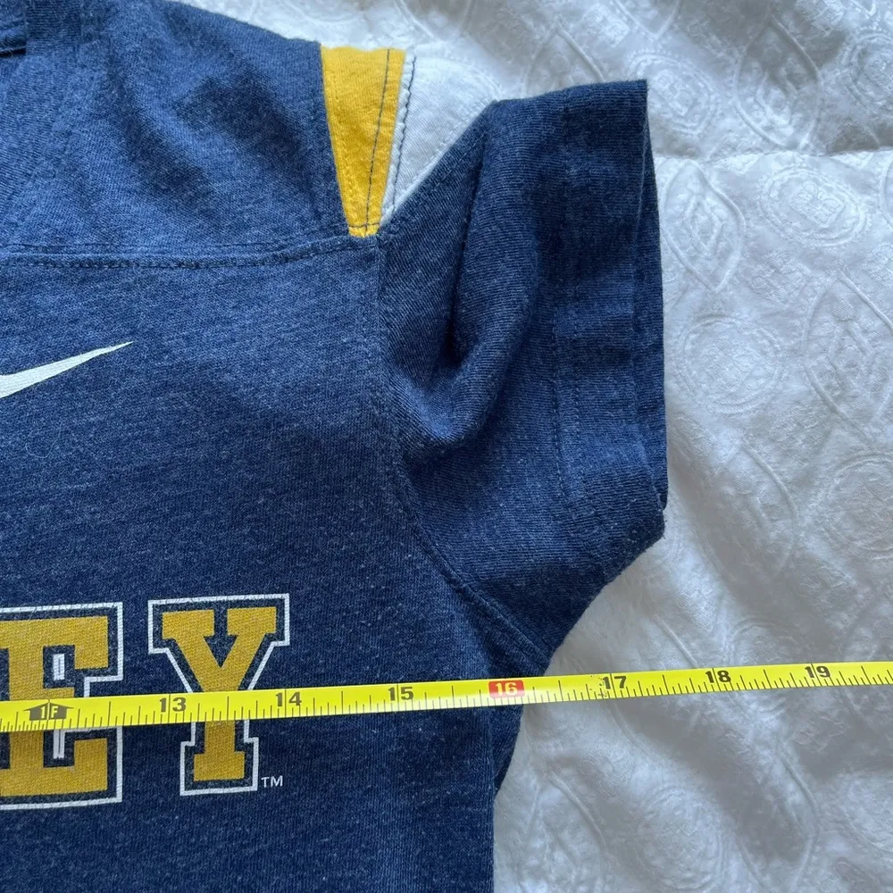 Nike Cal UC Berkeley v neck T shirt - Image 3