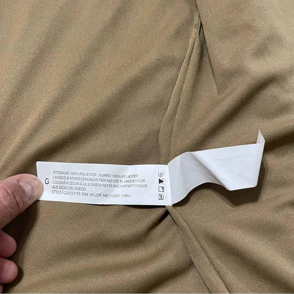 Ashley Premium By 26
International Womens Black
Brown Faux Fur Vest Size L - Image 13