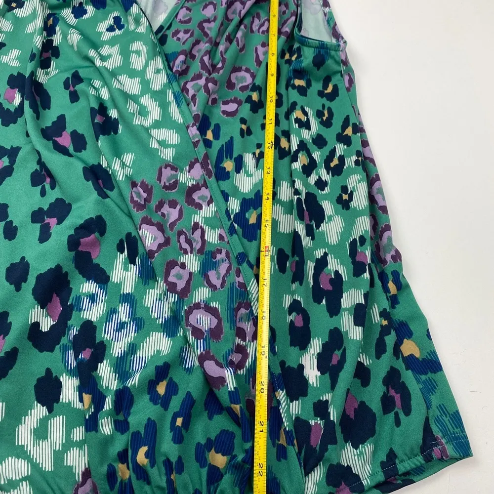 The B Store Renee C ITY Top Wrap Front NWT Size S - Image 6