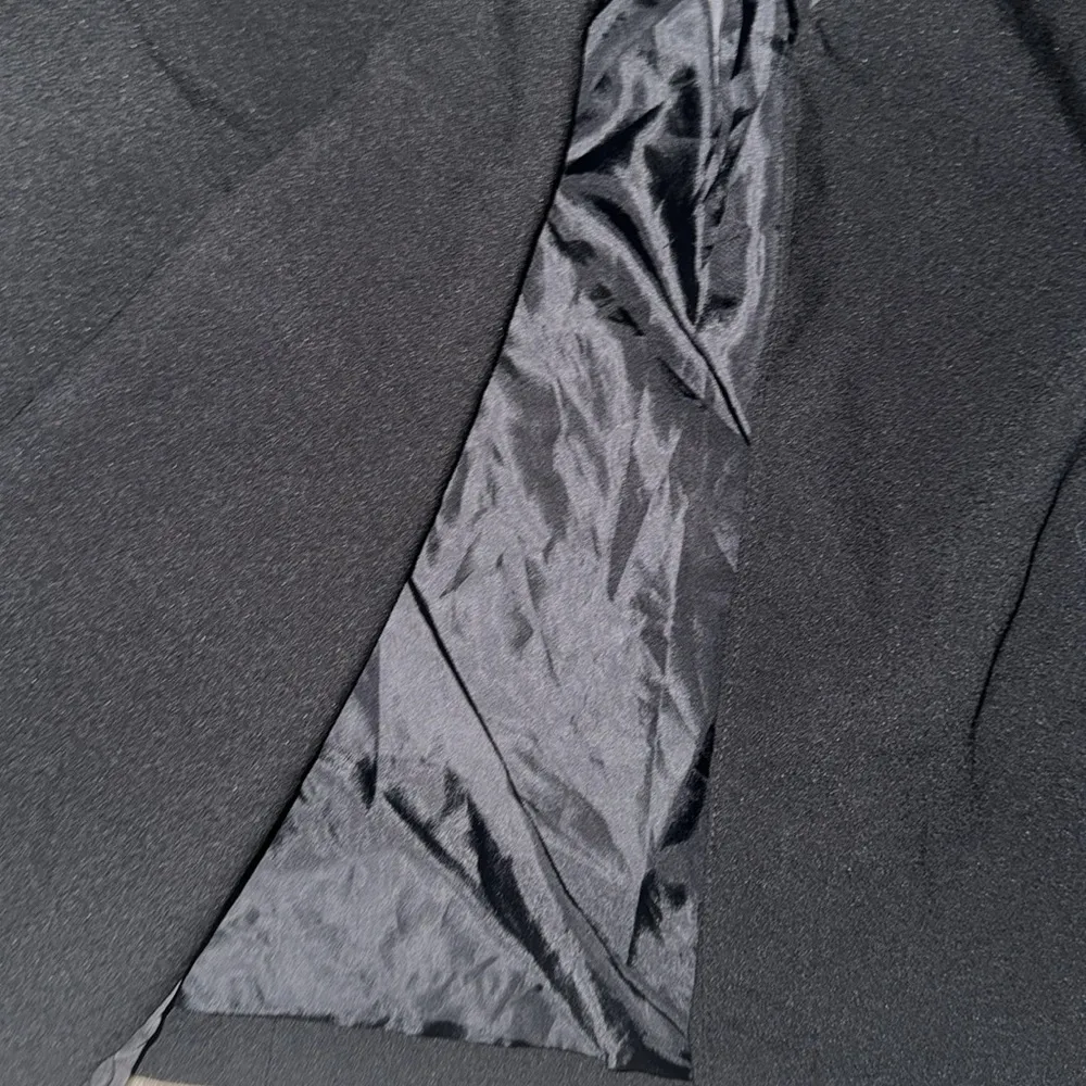 Cropped Black Blazer Jacket - Image 3