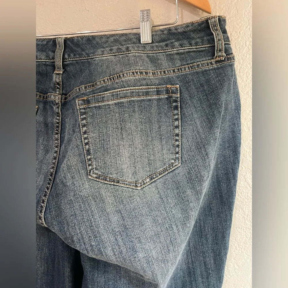 Torrid distress boyfriend PREMIUN jeans size 20 NWT - Image 7