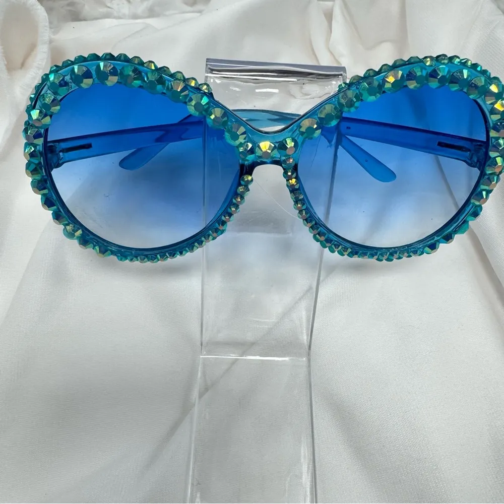 Sparkling Blue Rhinestone Embellished Movie Star Sunglasses Costume Novelty - Image 2