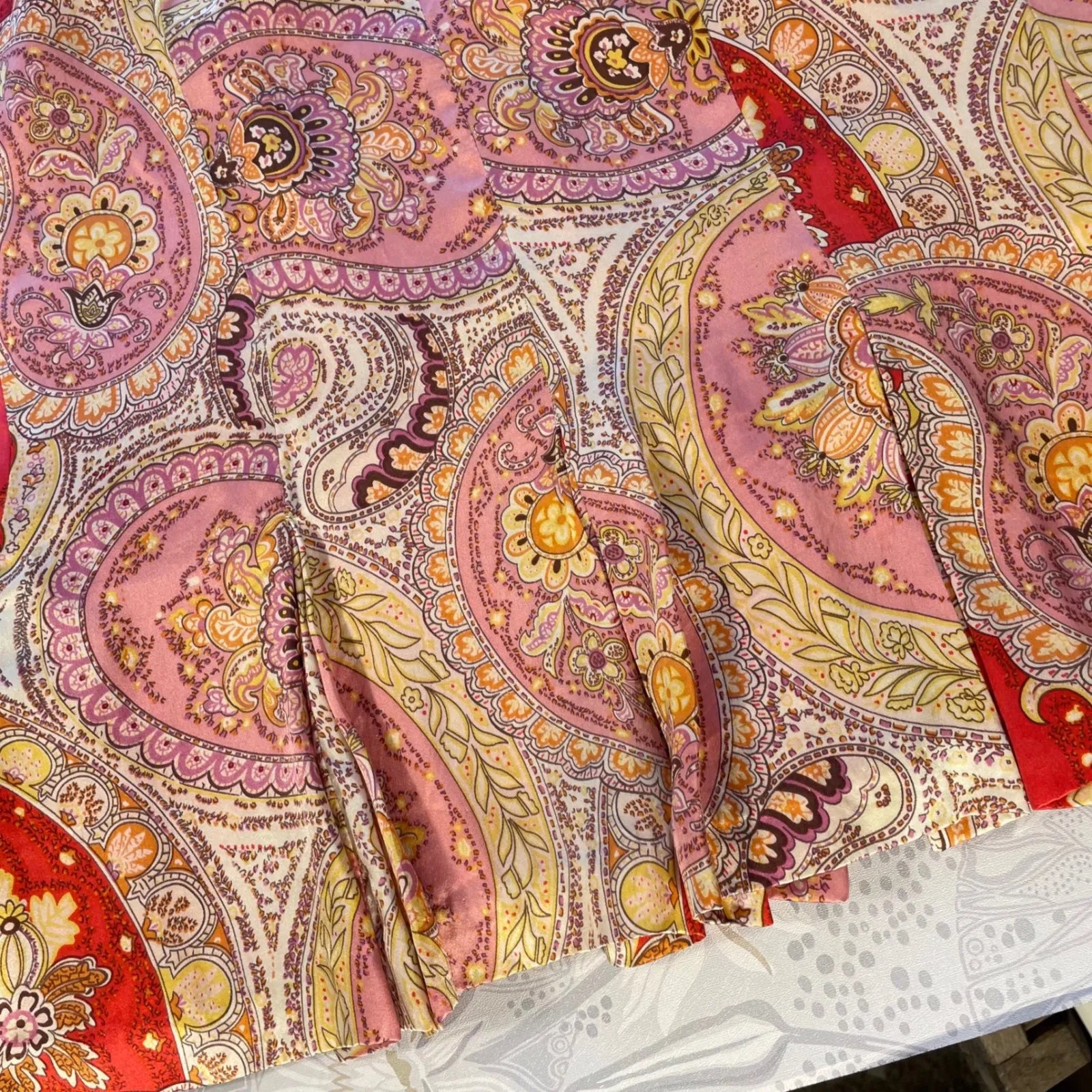 Vision Apparel Women's Silk Skirt Size 14 Paisley Red Pink Lined Y2K Early 2000s - Image 7