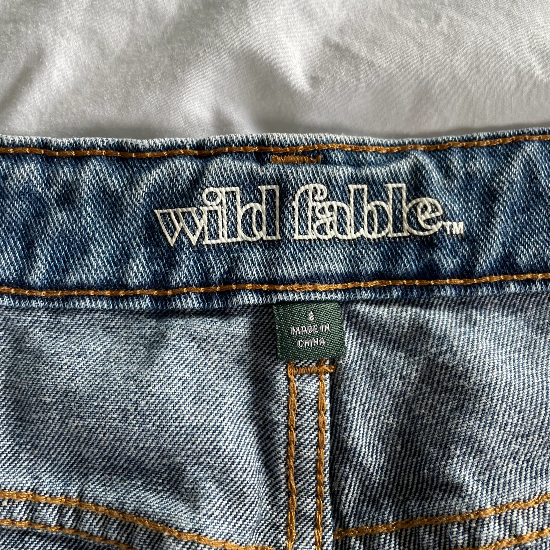 Denim shorts women blue  Size 8 - Image 3