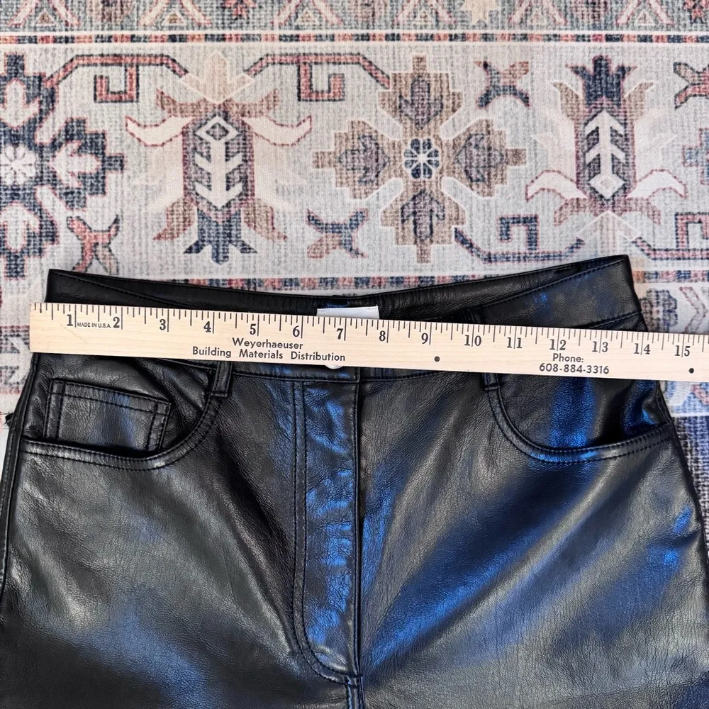 Aritzia Wilfred Melina High Rise Pant Black Leather-like Women’s Size 8 - Image 14