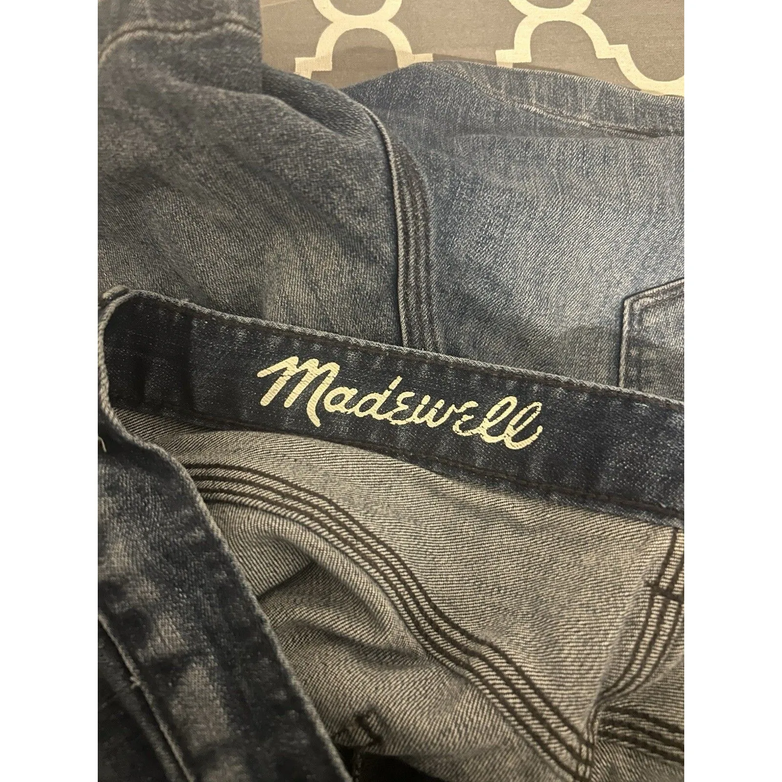Madewell Denim Jean Shorts Women’s Mid Rise Medium Blue Wash Size 30 Stretchy - Image 2