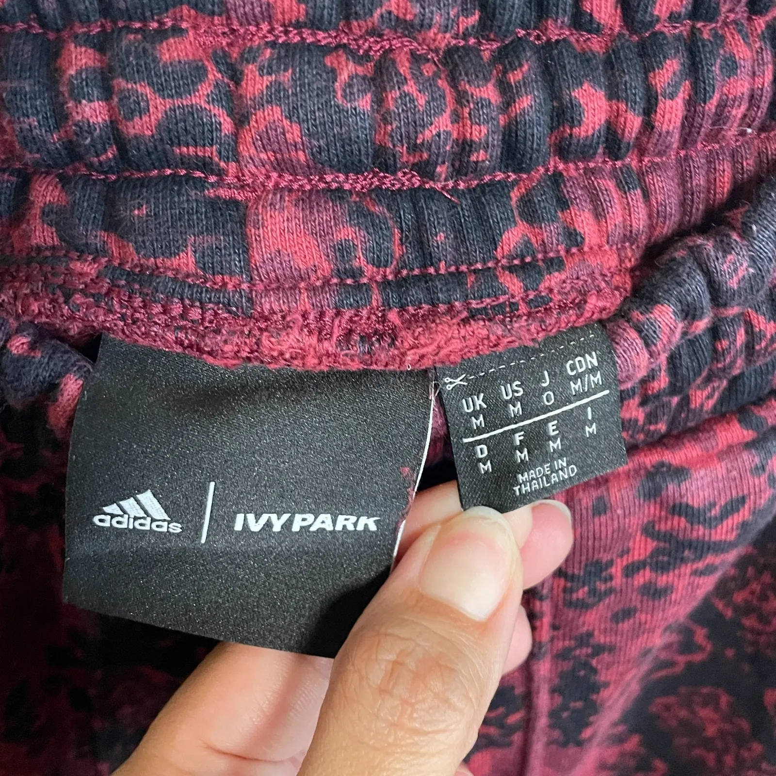 Adidas Ivy Park Red Snakeskin Print Joggers Size Medium HI1976 - Image 6