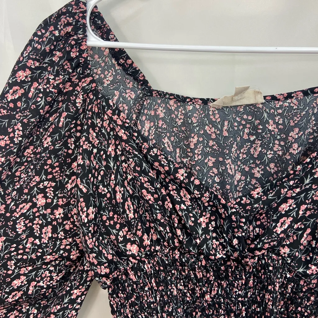 EUC No Frills women’s black pink floral flare sleeve off - Image 3