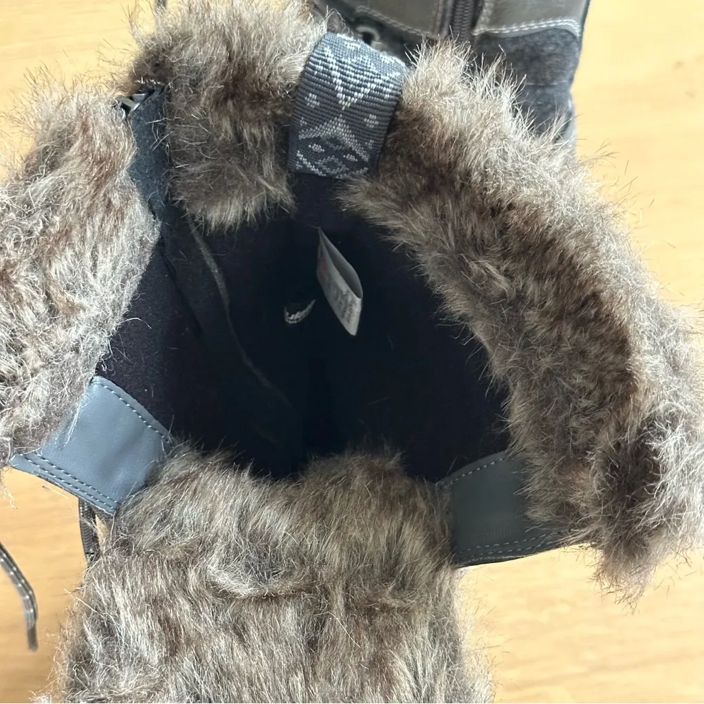 Blondo Sport Waterproof Grey Sasha Boots Faux Fur Size 6M Winter Fleece lined - Image 9