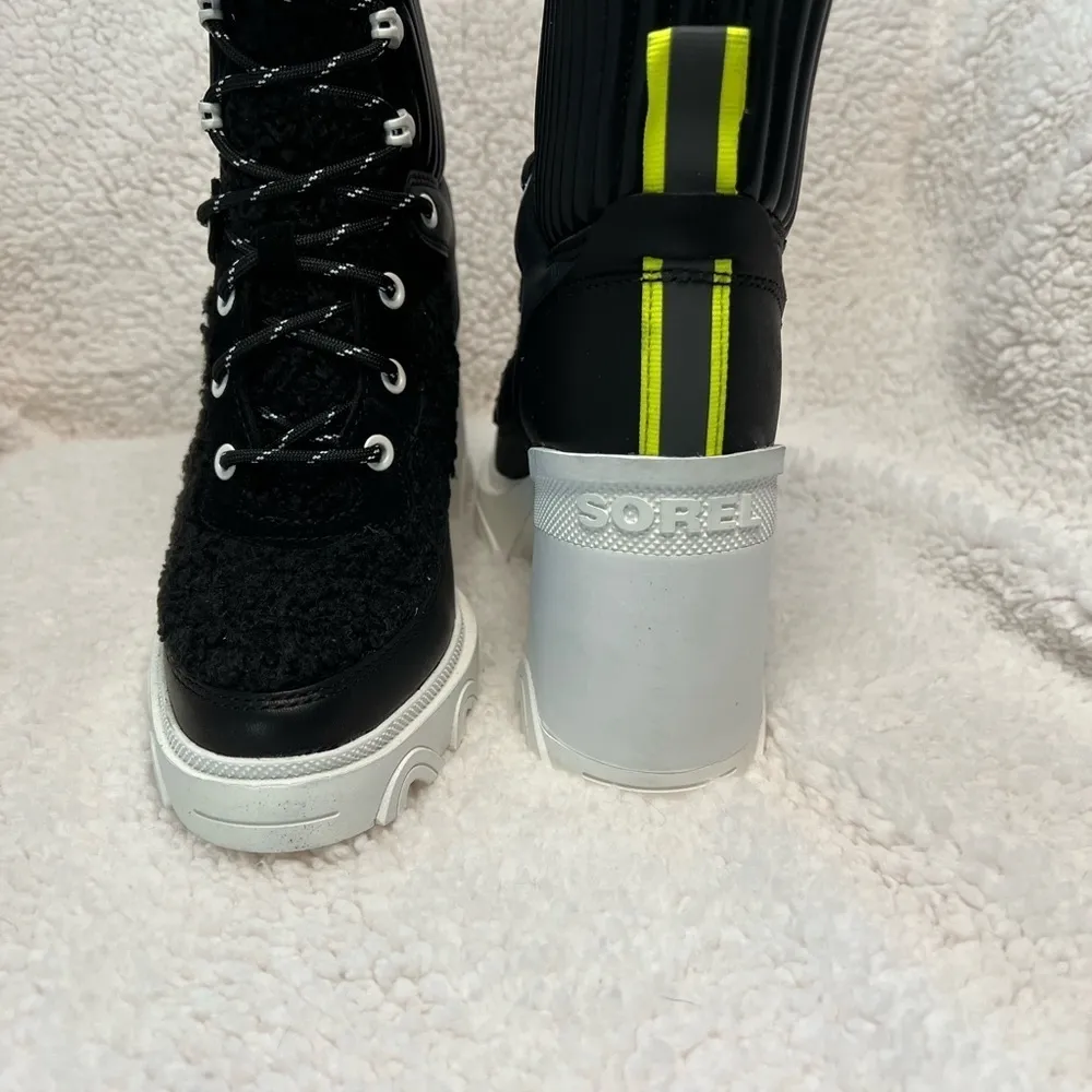 Brex leather & faux shearling block heel lace up bootie size 7 NIB combat - Image 6