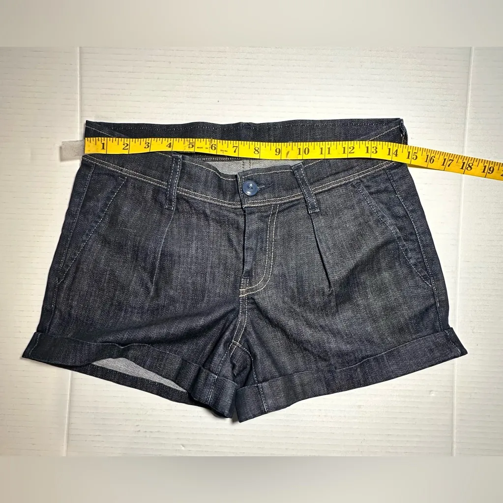 7 For All Mankind‎ Shorts Women’s Size 25 Dark Blue Pleated Denim Pockets Summer - Image 3