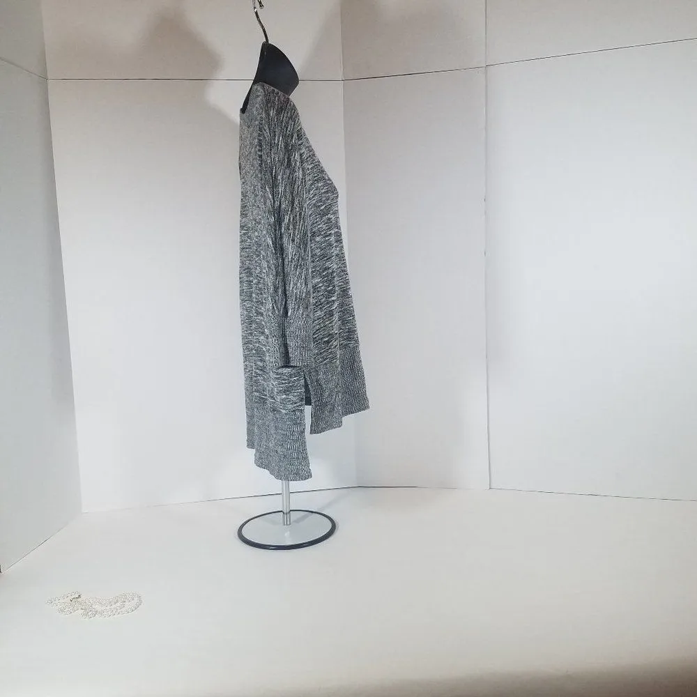 Charlotte russe women's sweater - Image 2