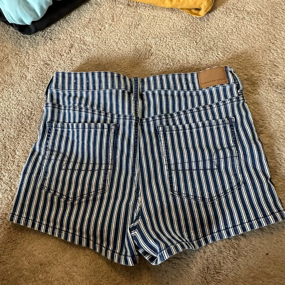 striped shorts - Image 2