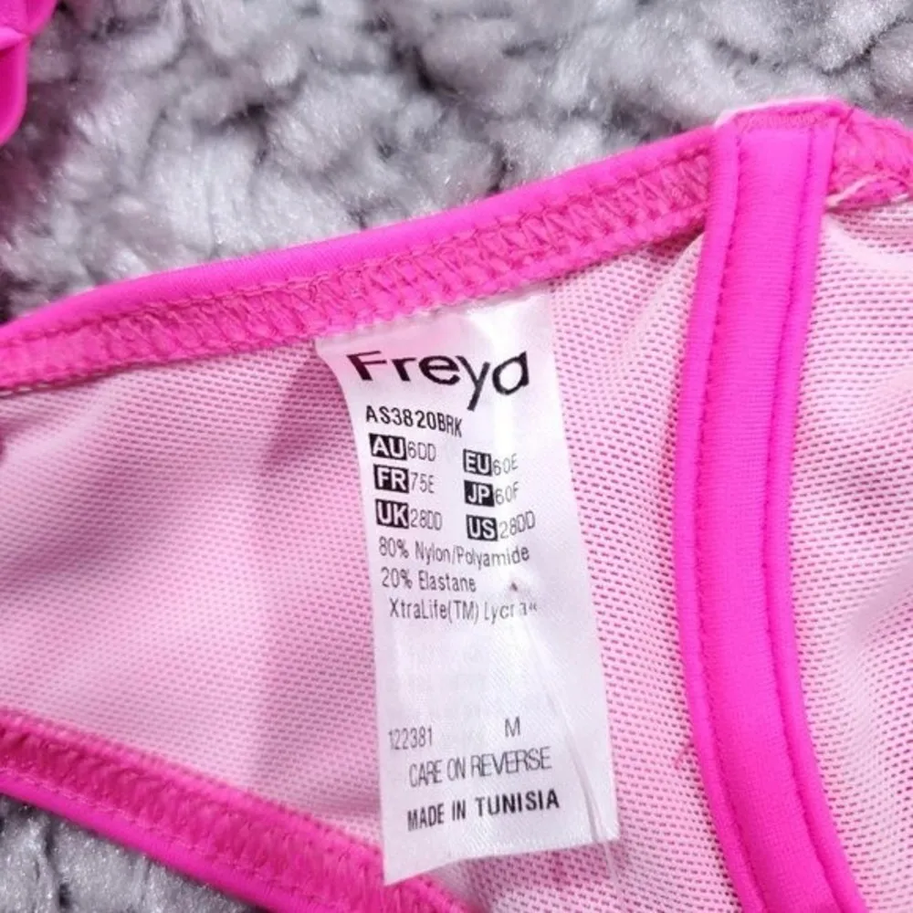 Freya In The Mix Underwire Banded Halter Bikini Swim Top Size 28DD Pink Seamed - Image 5