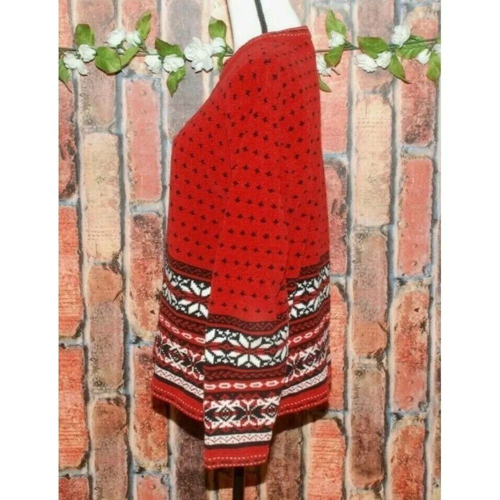 Croft & Barrow Red Nordic Fair Isle Sweater Size M Granny Core Metal Clasp Soft - Image 6