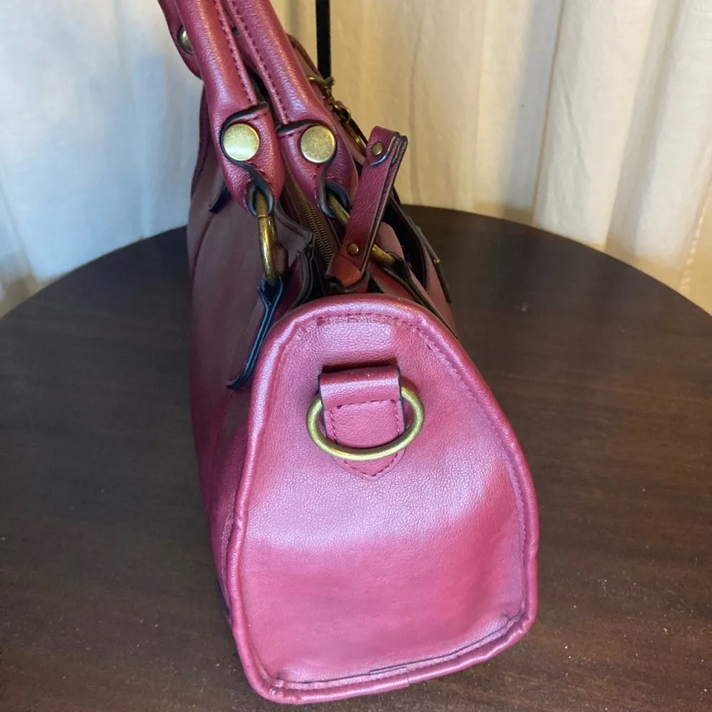 FRYE & Co VINTG BURGANDY Leather Handbag - Image 9