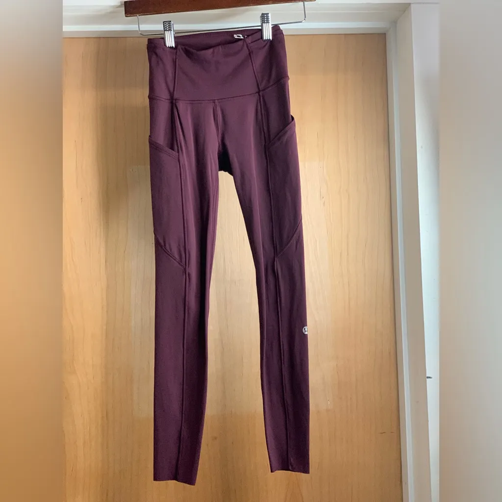 Lululemon Fit and Free Tight II 25” Non Reflective Nulux Leggings.  Size 0 - Image 2