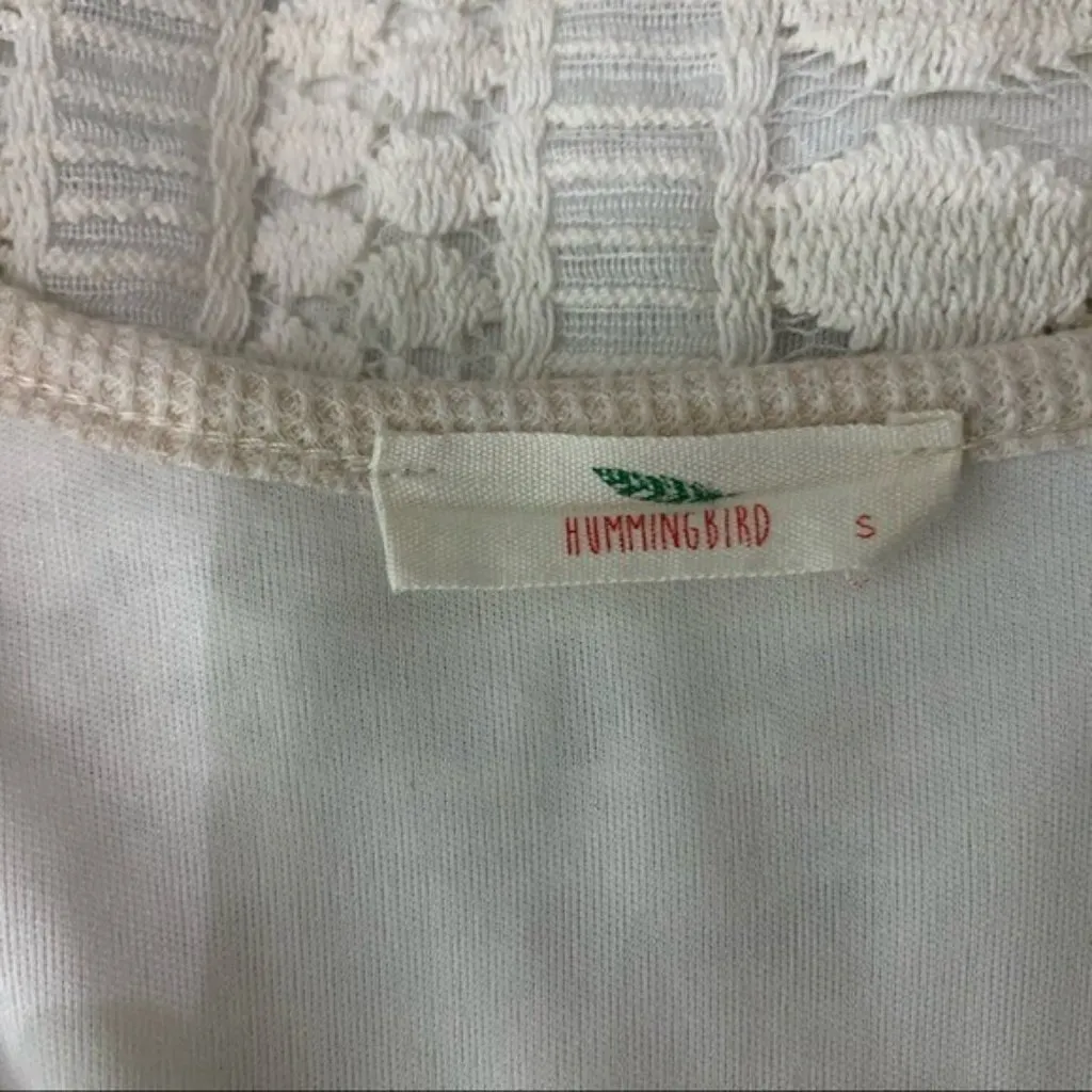 Hummingbird Boho Crochet Bell Sleeve Button Front Tie Hem Top Small‎ White - Image 6