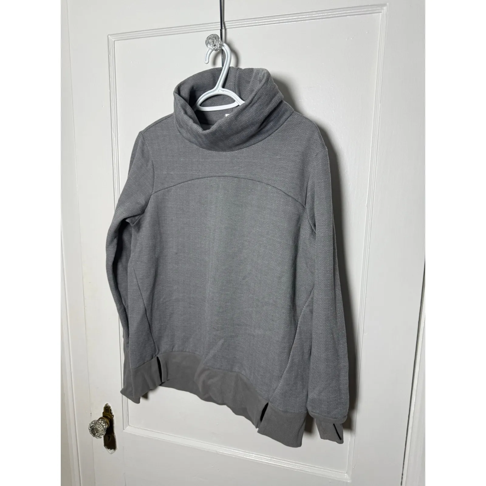 Avia Gray Minimalist Mock Neck Chic Athleisure Sweatshirt Size Women's XS - Image 8