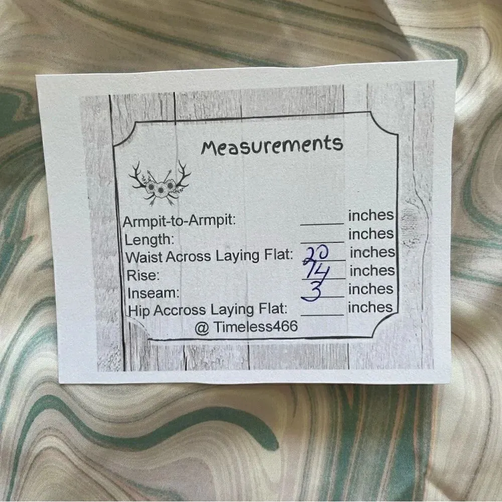 Old Navy Mid-Rise StretchTech Swirl Pop Dolphin-Hem Run Athletic Shorts SZ XL - Image 9