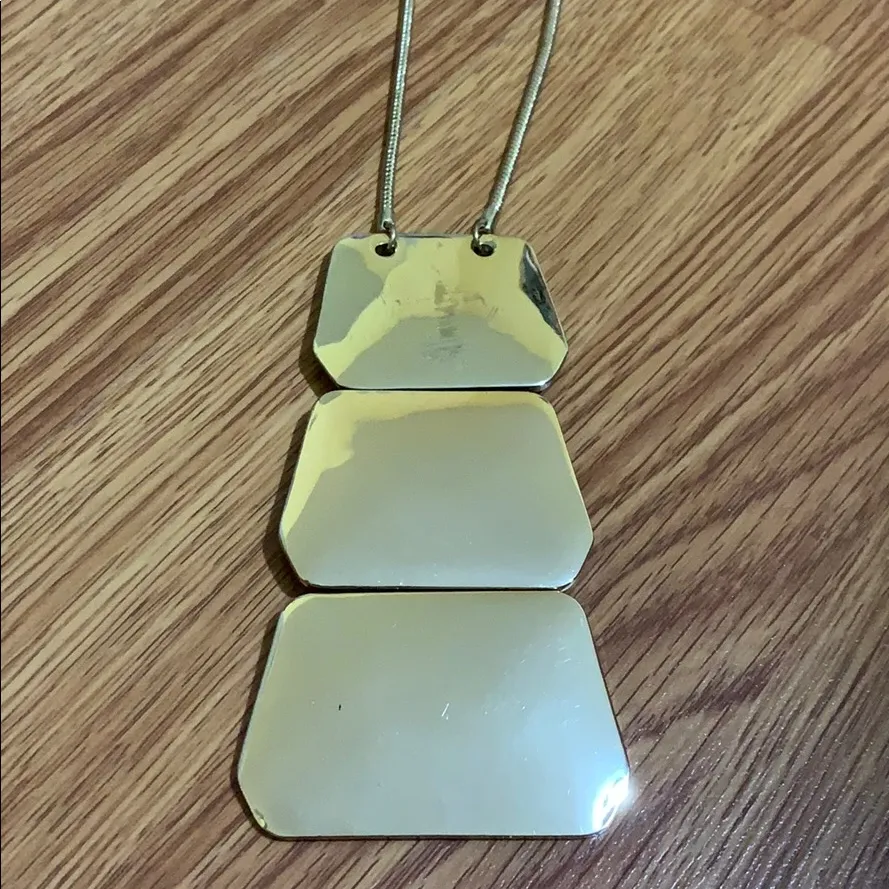 Bebe  3 plate long necklace - Image 2