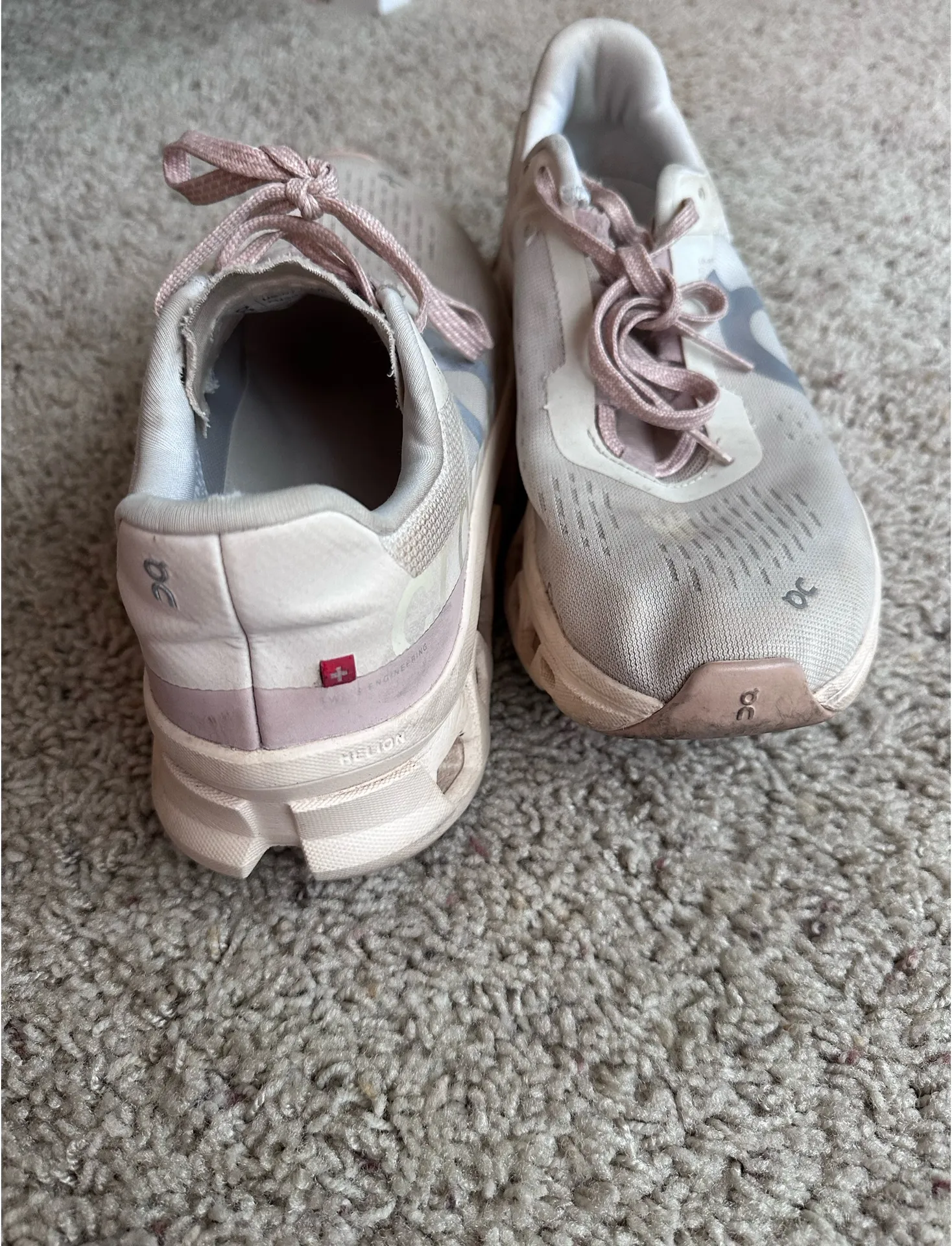 On Cloud Running Shoes - Image 7