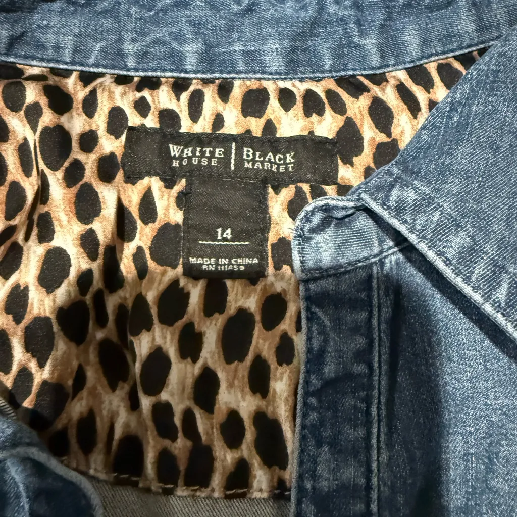 White House black market Jean button up top sz 14 - Image 3