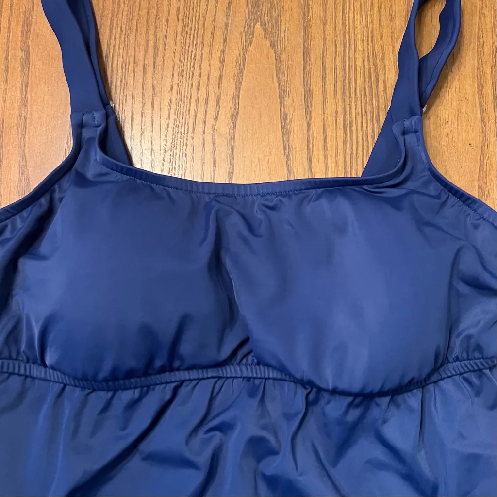 Prego Pregnancy Maternity One Piece Empire Tank Swimsuit Navy Blue Size Medium - Image 8