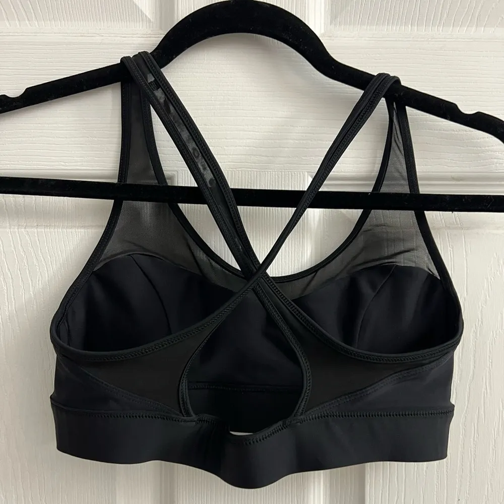 LULULEMON MESH CROSS BACK SPORTS BRA black size 4 - Image 3