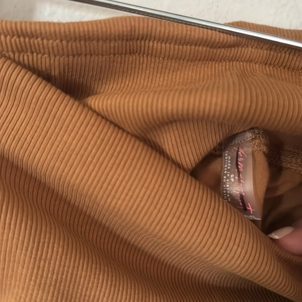 NWOT Free People Movement Hot Shot Micro Active Set Size Small Brown - Image 10