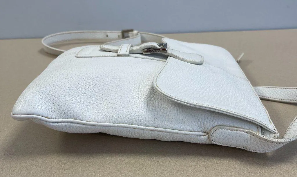Loewe Vintage White Pebbled Leather Buckle Flap Crossbody Bag - Preowned - Image 7