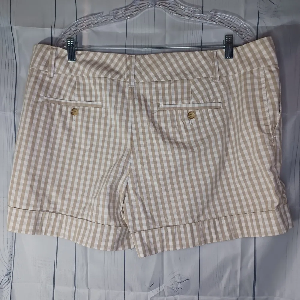 Tommy Hilfiger women's checkered shorts - Image 5