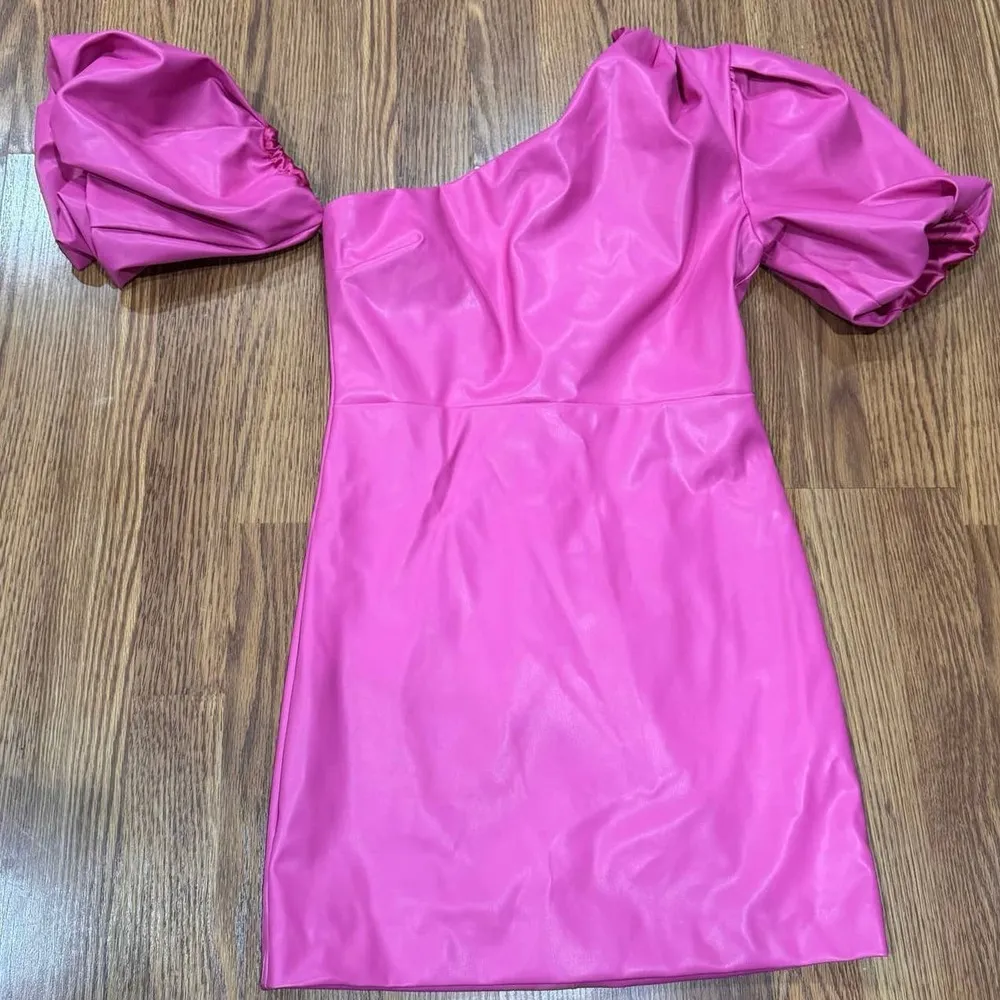 BARDOT faux leather Mariella Mini Dress In Hot Pink SIZE M - Image 4