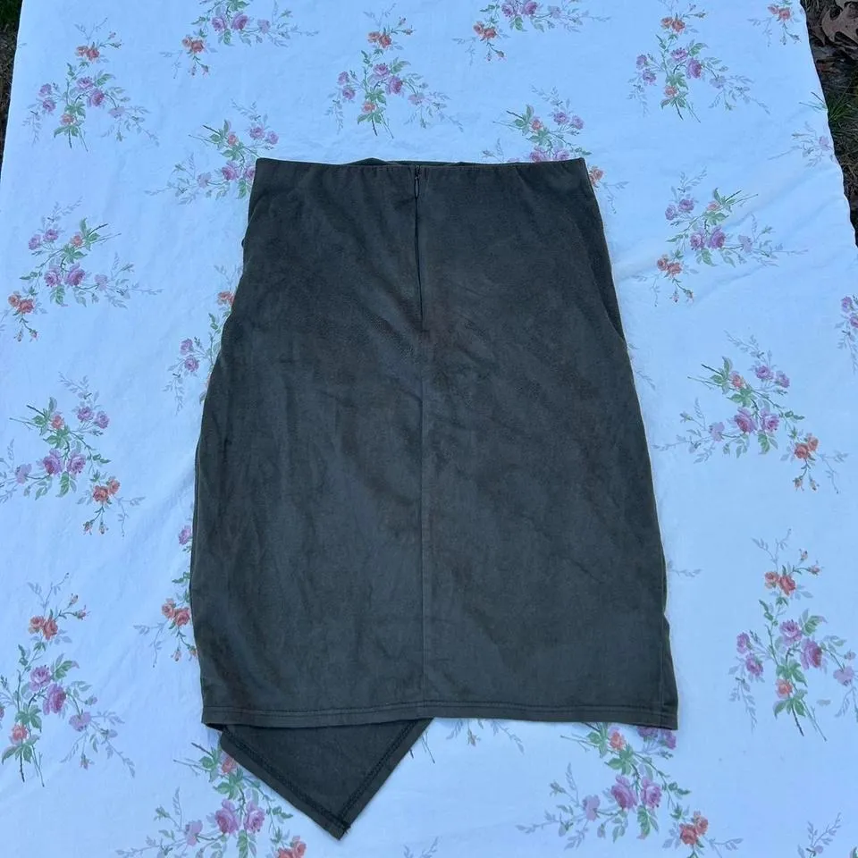 Green velvety fairy‎ skirt by blue blush size small - Image 5