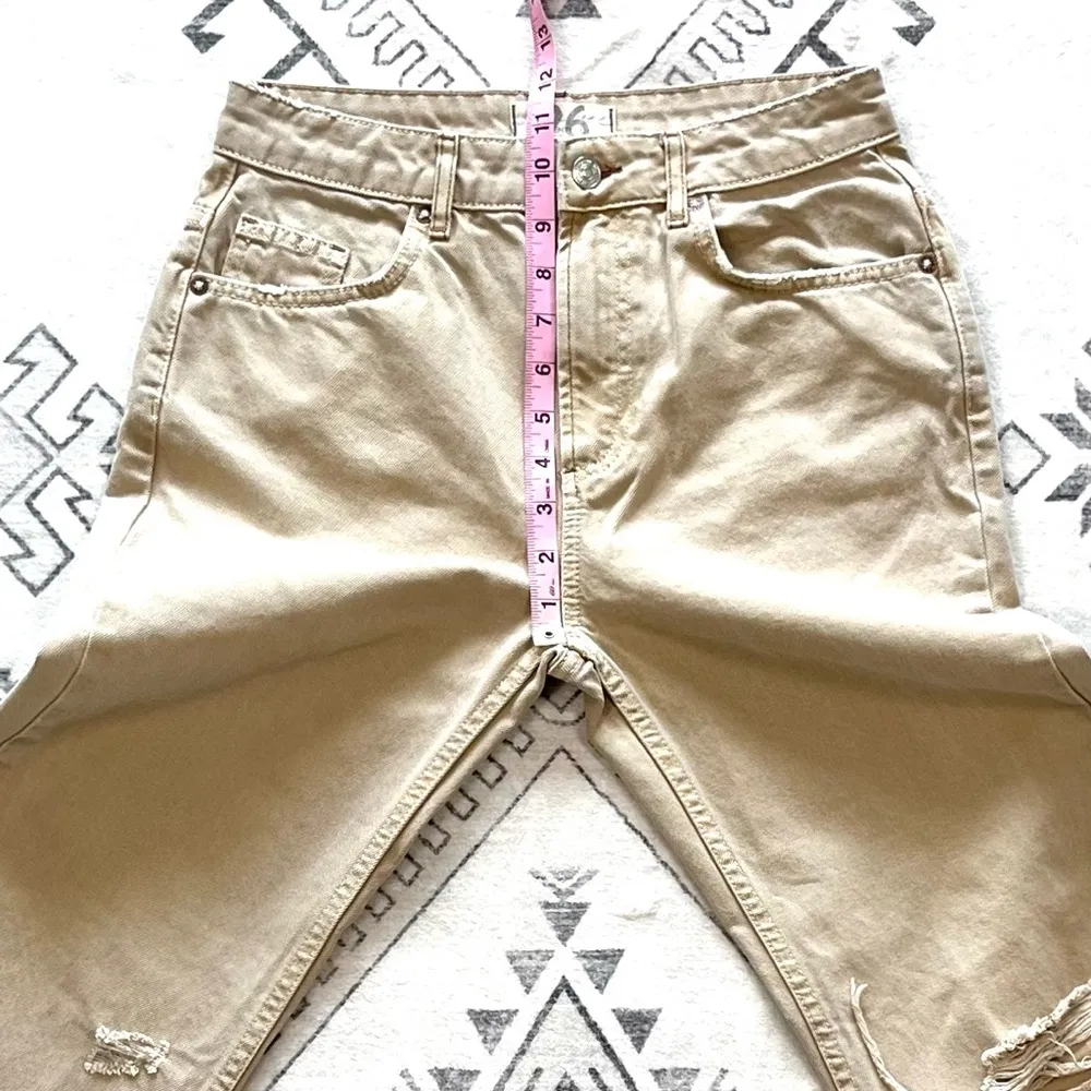 Dakota Straight Leg Jeans in Cafe Au Lait Size 26 - Image 7