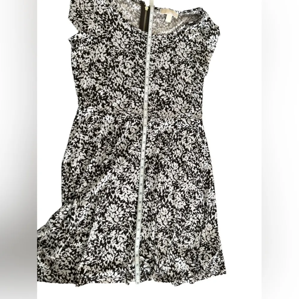 Michael Michael Kors floral print dress size medium‎ Black - Image 7