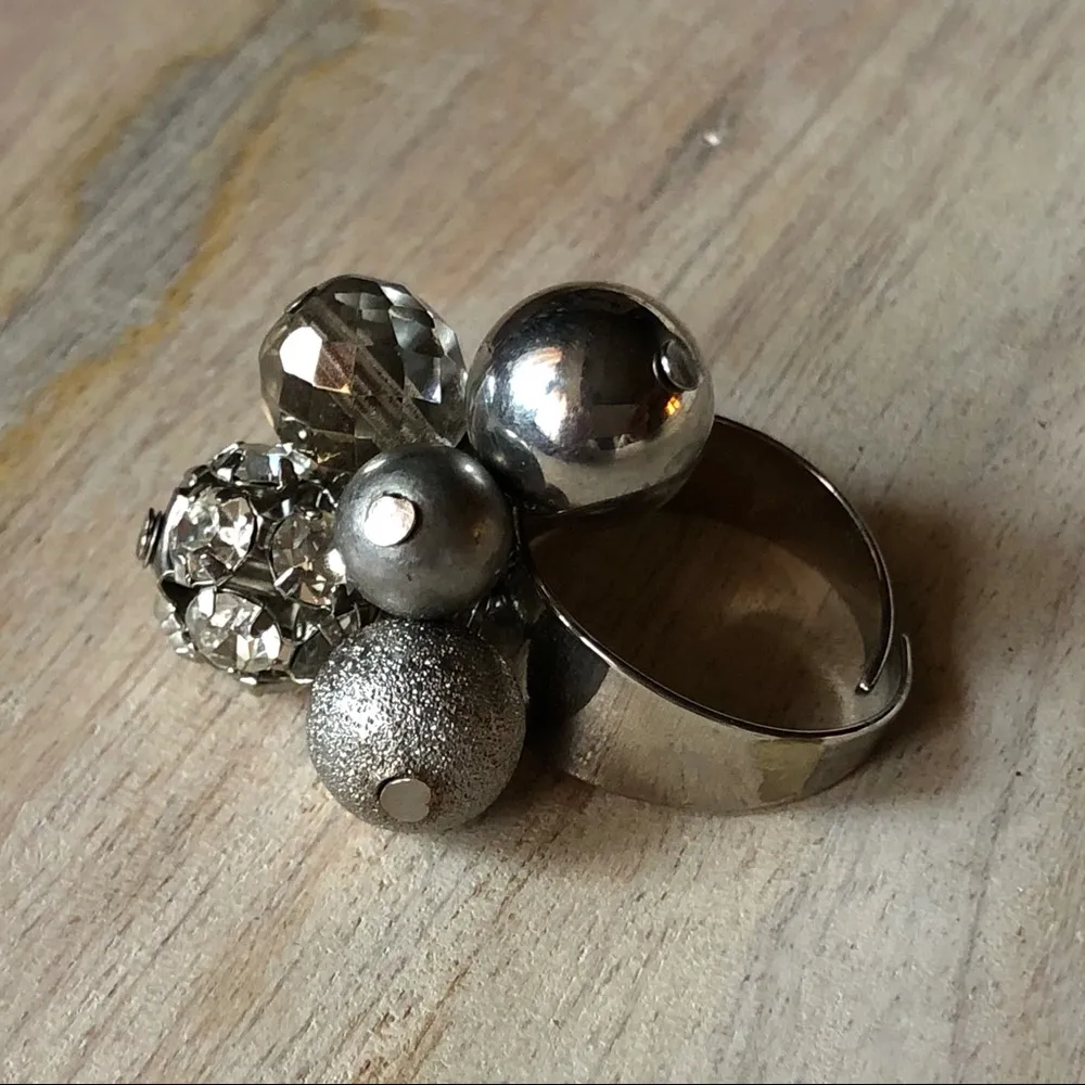 Glam Adjustable Grey Cha Cha Cocktail Ring Silver - Image 3