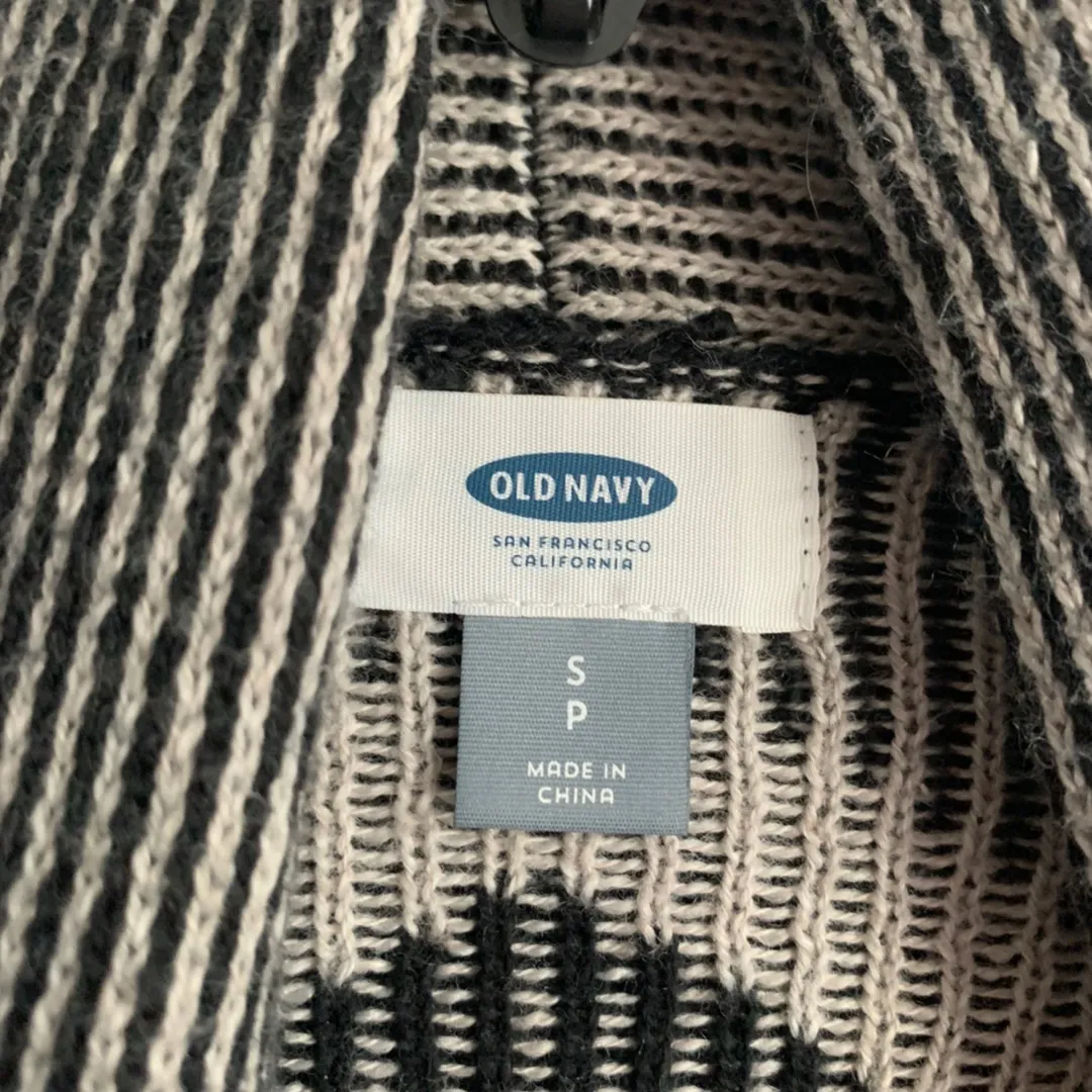 Black Cream Aztec Geometric Cardigan - Image 3