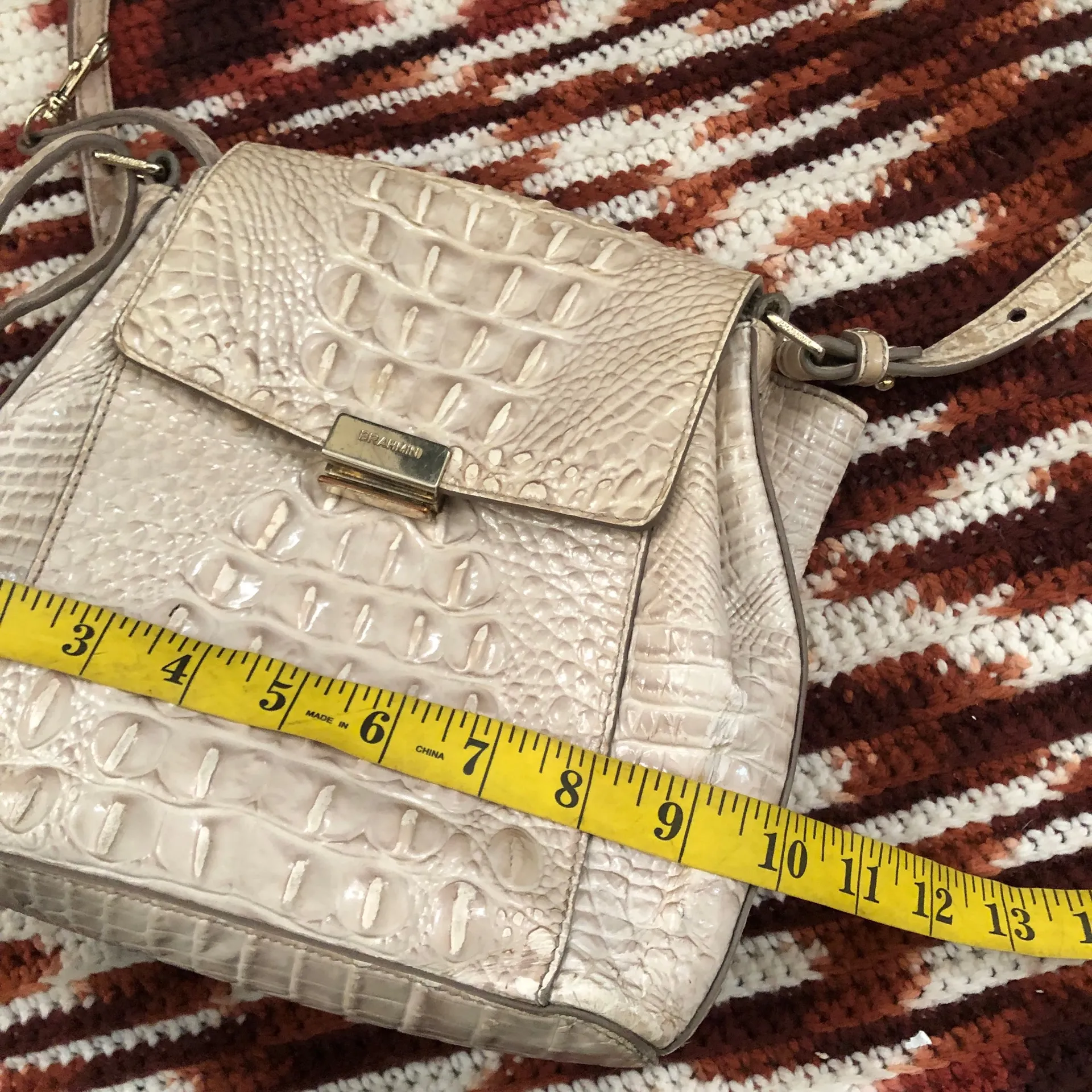 Brahmin Melbourne Collection Ivory Dream Margo Crossbody Bag Purse Leather Croc Embossed Crocodile Push Lock  - Image 10