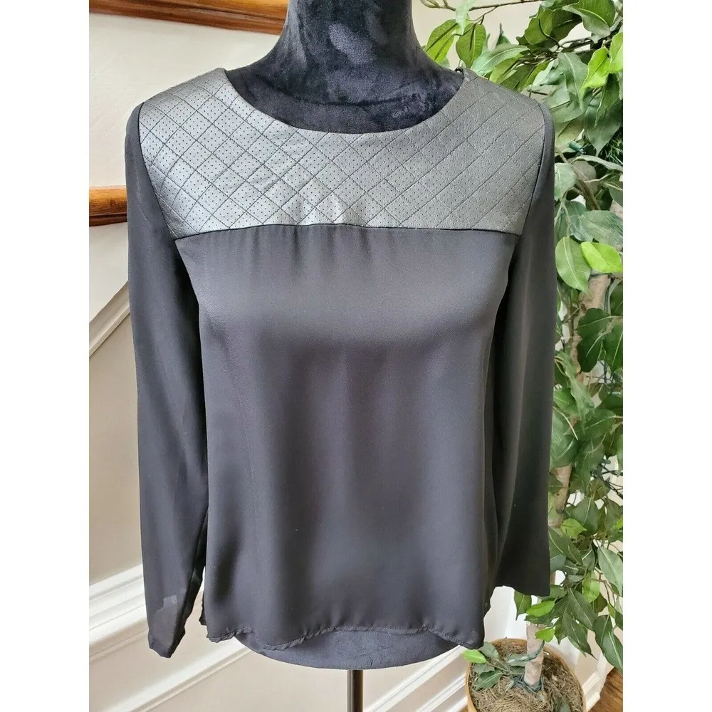 Boutique C. Lace Solid Black Polyester Scoop Neck Long Sleeve Casual Top Size S - Image 2