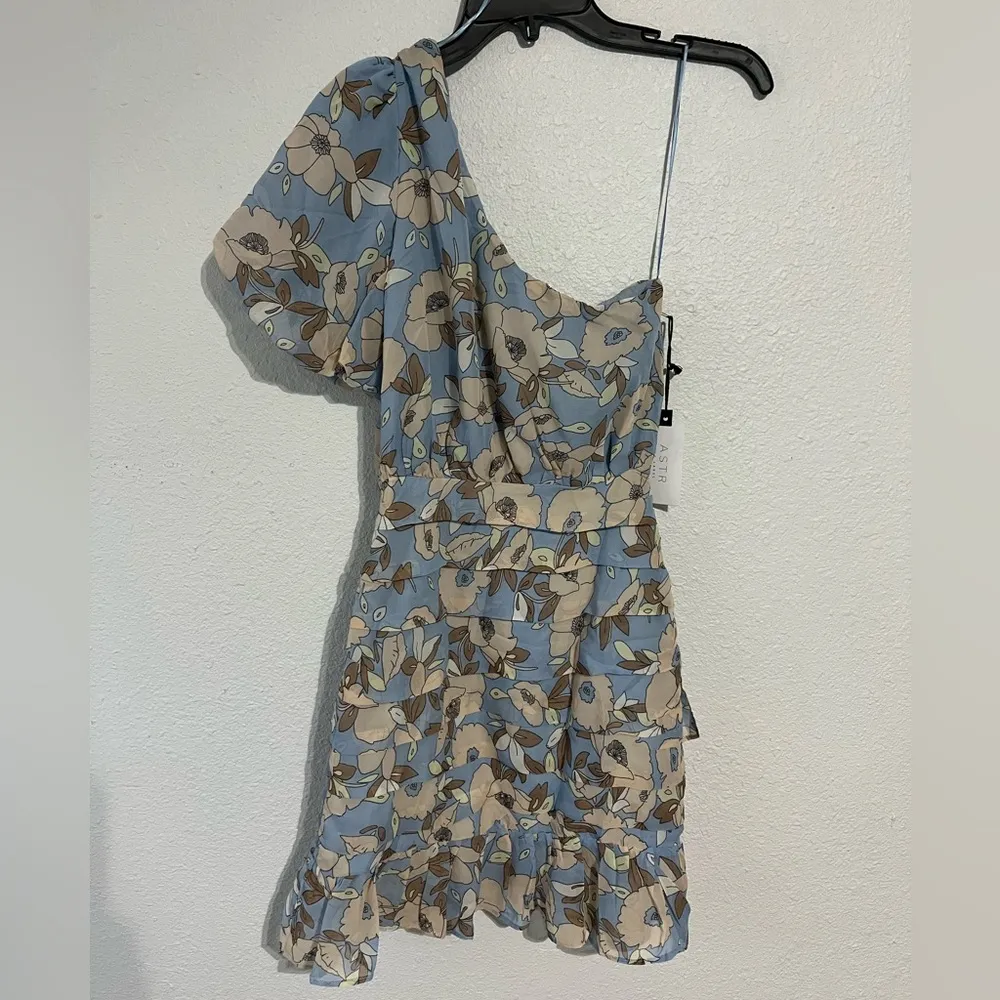 ASTR The Label One Sleeve Tulip Skirt Floral Mini Dress Size XS - Image 8