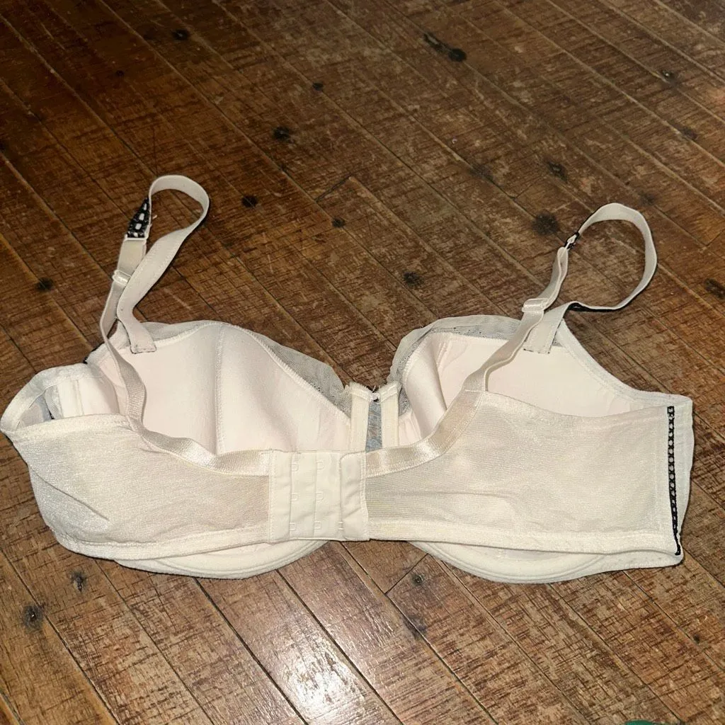 Cacique monochrome 40D lightly lined Lacy full figure bra - Image 2