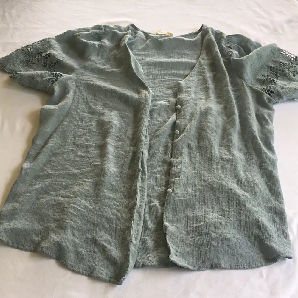 Blu Pepper Seafoam Green Blouse - Image 4