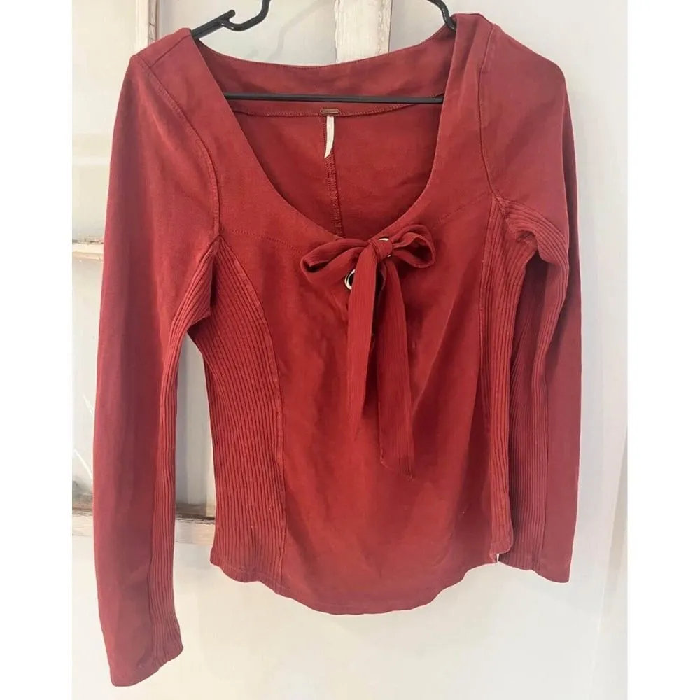 Free People Looking Back Lace Up Henley Top Size Medium Rust Red - Image 2